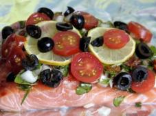 Mediterranean Salmon Baked in Foil Photo 8