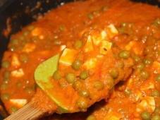 Healthy Indian Dinner Recipe -Paneer with Green Peas Photo 6