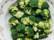 Healthy Broccoli Muffins Recipe for Kids Photo 2
