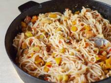 Healthy Lunch - Pasta with Vegetables Photo 8
