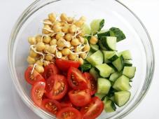 Salad with Nori and Avocado Sauce Photo 5