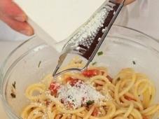 Pasta with Tomatoes Photo 6