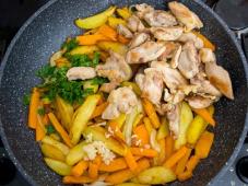 Roasted Potatoes with Pumpkin and Chicken Photo 5