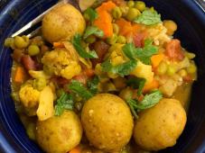 Spicy Vegan Potato Curry Photo 3