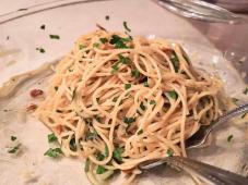 Spaghetti Aglio e Olio Photo 5