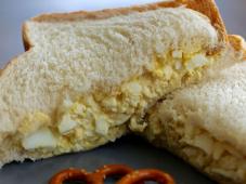 Delicious Egg Salad for Sandwiches Photo 3