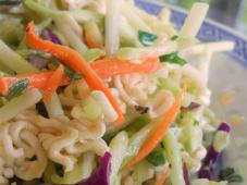 Broccoli and Ramen Noodle Salad Photo 4