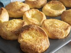 Quick and Easy Yorkshire Pudding Photo 6