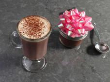 Instant Gingerbread Hot Chocolate Photo 5