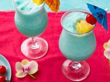 Blue Hawaiian Cocktail Photo 4