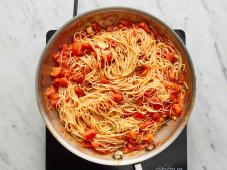 Tomato and Garlic Pasta Photo 5