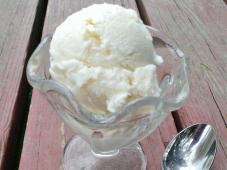 How to Make Vanilla Ice Cream Photo 5