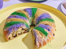 Mardi Gras King Cake Photo 19