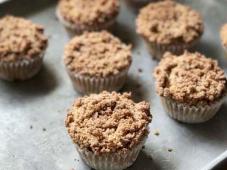 Easy Apple Cinnamon Muffins Photo 5