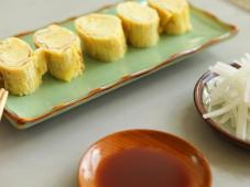 Tamagoyaki (Japanese Rolled Omelette) Photo 6