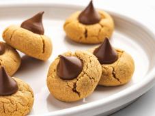 Peanut Butter Kiss Cookies Photo 9