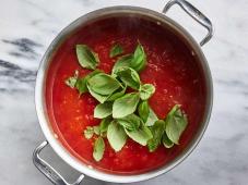 Rich and Creamy Tomato Basil Soup Photo 4