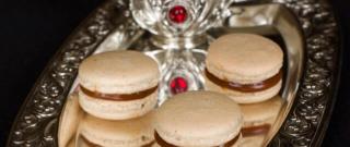 Macaroons with Salty Caramel Photo