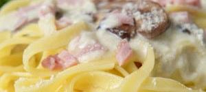 Fettuccine with Ham and Mushrooms Photo