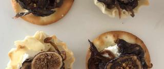 Figs with Caramelized Onions and Goat Cheese Photo