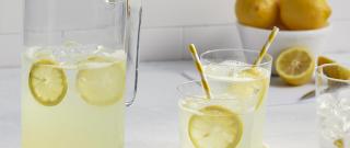 Old-Fashioned Lemonade Photo