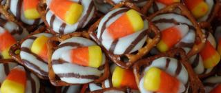 Chocolate-Candy Corn Pretzel Bites Photo