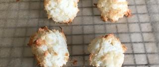 Light and Fluffy Coconut Macaroons Photo