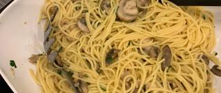 Clam Sauce with Linguine Photo