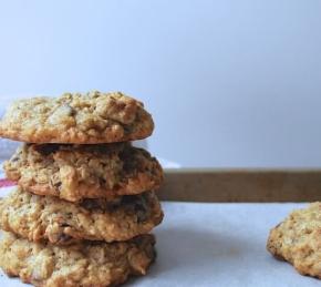 Oatflakes Cookies with Chocolate Chips Photo
