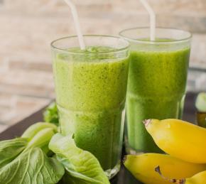Healthy Green Smoothie with Spinach Photo