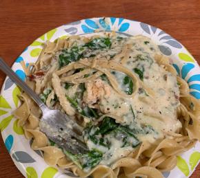 Salmon and Spinach Fettuccine Photo