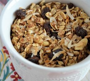 Canadian Vegan Peanut Butter Granola Recipe Photo