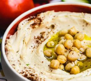 Creamy Israeli-Style Hummus Photo