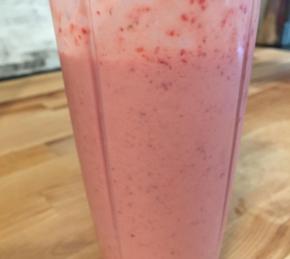Peanut Butter Strawberry Smoothie Photo