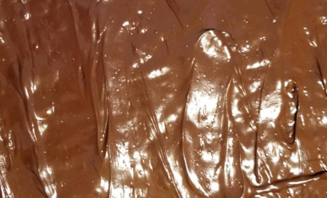 Kellogg's® Chocolate Scotcheroos Photo 1