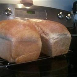 Simple Whole Wheat Bread Photo 1