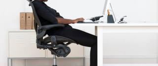 Smart Tips to Keep up Health while Working in the Office Photo