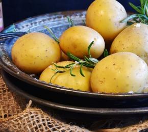 Are Potatoes Really Healthy? Truth About All-Familiar Veggie Photo