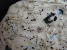 Focaccia with Spices, Garlic and Black Olives Photo 4